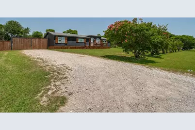 5715 Shady Hill Circle, Princeton, TX 75407 - Photo 3