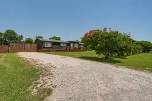 5715 Shady Hill Cir, Princeton, TX 75407 - Photo 3