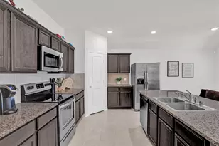 1111 Meadow Side Dr, Princeton, TX 75407 - Photo 5