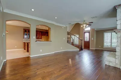 224 Heatherwood Drive, Irving, TX 75063 - Photo 9