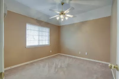 224 Heatherwood Drive, Irving, TX 75063 - Photo 19