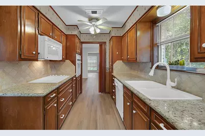 4613 Westchester Drive, Waco, TX 76710 - Photo 11