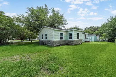 2219 Morgan Street, Irving, TX 75062 - Photo 21