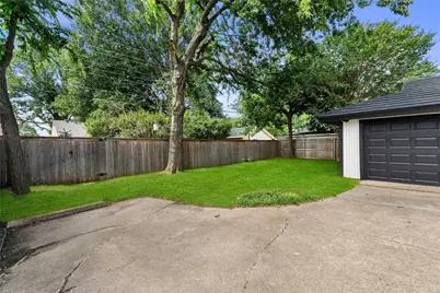 10236 Mapleridge Drive, Dallas, TX 75238 - Photo 35