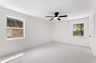 10236 Mapleridge Dr, Dallas, TX 75238 - Photo 23