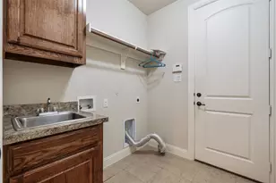 4802 Comstock Way, Mansfield, TX 76063 - Photo 35