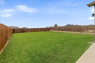 10513 Big Lagoon Dr, Fort Worth, TX 76179 - Photo 9