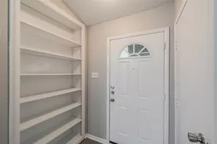 1250 Granada Ln, Lewisville, TX 75067 - Photo 5
