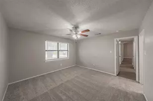 1250 Granada Ln, Lewisville, TX 75067 - Photo 21