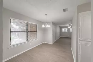 1250 Granada Ln, Lewisville, TX 75067 - Photo 9
