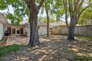 9240 Locarno Dr, Dallas, TX 75243 - Photo 23