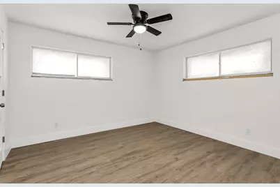 10623 McCree Road, Dallas, TX 75238 - Photo 23