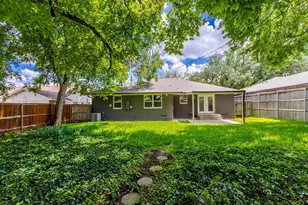 10623 McCree Rd, Dallas, TX 75238 - Photo 29