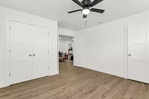10623 McCree Rd, Dallas, TX 75238 - Photo 23
