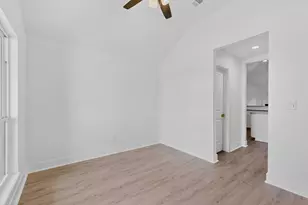 1615 Jones St, Greenville, TX 75401 - Photo 17