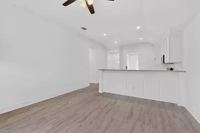 1615 Jones Street, Greenville, TX 75401 - Photo 9
