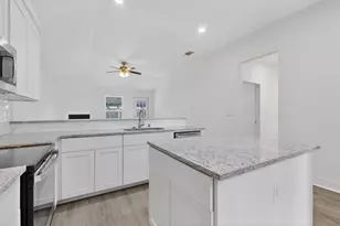 1615 Jones St, Greenville, TX 75401 - Photo 13