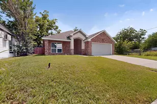 1615 Jones St, Greenville, TX 75401 - Photo 5