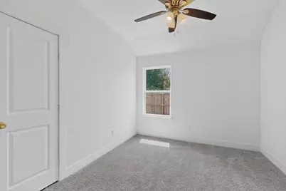 1615 Jones Street, Greenville, TX 75401 - Photo 27