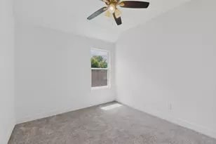 1615 Jones St, Greenville, TX 75401 - Photo 33