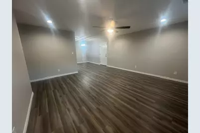 103 S Jordan Street, Whitesboro, TX 76273 - Photo 3