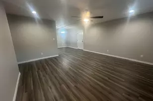 103 S Jordan St, Whitesboro, TX 76273 - Photo 3