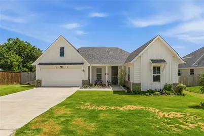 411 W Harwood Road, Euless, TX 76039 - Photo 1