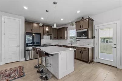 411 W Harwood Road, Euless, TX 76039 - Photo 15