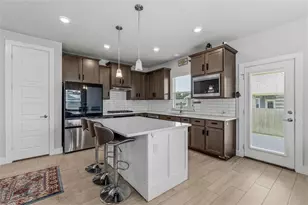 411 W Harwood Rd, Euless, TX 76039 - Photo 15