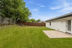 518 N M L King Jr Blvd, Grand Prairie, TX 75050 - Photo 37