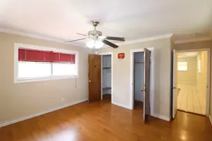 600 Livingston Dr, Hurst, TX 76053 - Photo 17