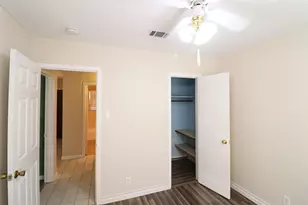 600 Livingston Dr, Hurst, TX 76053 - Photo 11
