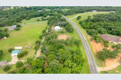 2305 County Road 425C, Cleburne, TX 76031 - Photo 15