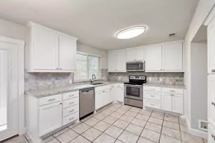 6728 Fair Meadows Dr, North Richland Hills, TX 76182 - Photo 9