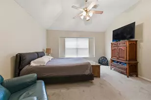 1209 Secretariat Dr, Grand Prairie, TX 75052 - Photo 15