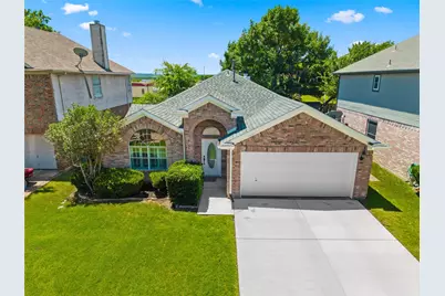 1209 Secretariat Drive, Grand Prairie, TX 75052 - Photo 31