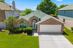 1209 Secretariat Dr, Grand Prairie, TX 75052 - Photo 31