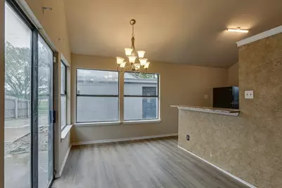 10611 Woodleaf Drive, Dallas, TX 75227 - Photo 11