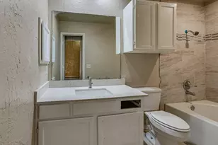10611 Woodleaf Dr, Dallas, TX 75227 - Photo 15