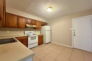 3079 Olympia Dr, Denton, TX 76209 - Photo 5