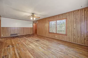 835 W Long St, Stephenville, TX 76401 - Photo 7