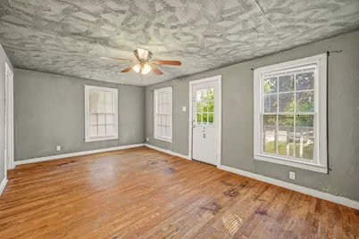 835 W Long Street, Stephenville, TX 76401 - Photo 23