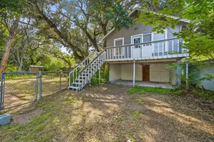 835 W Long St, Stephenville, TX 76401 - Photo 3