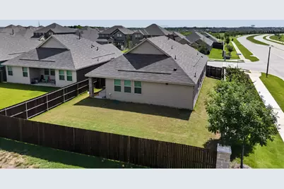 3401 Kingsview Drive, Denton, TX 76207 - Photo 35