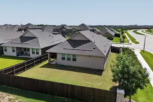 3401 Kingsview Dr, Denton, TX 76207 - Photo 35