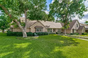 7507 Wellcrest Dr, Dallas, TX 75230 - Photo 1