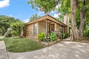 320 W Congress St, Denton, TX 76201 - Photo 3