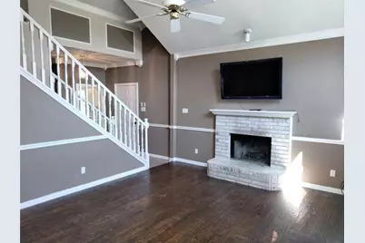 2035 Greenview Drive #B, Carrollton, TX 75010 - Photo 11