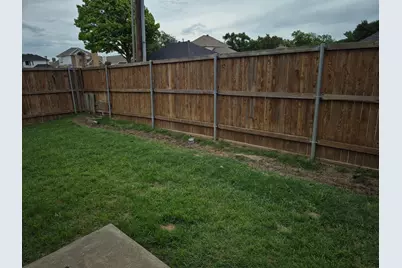 2035 Greenview Drive #B, Carrollton, TX 75010 - Photo 25