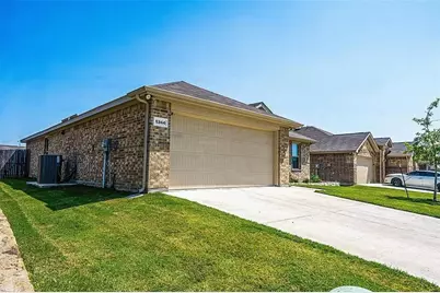5344 Brahma Trail, Fort Worth, TX 76179 - Photo 3